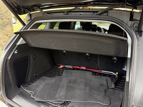 Used 2020 Lincoln Corsair Reserve w/ Equipment Group 202A image 12