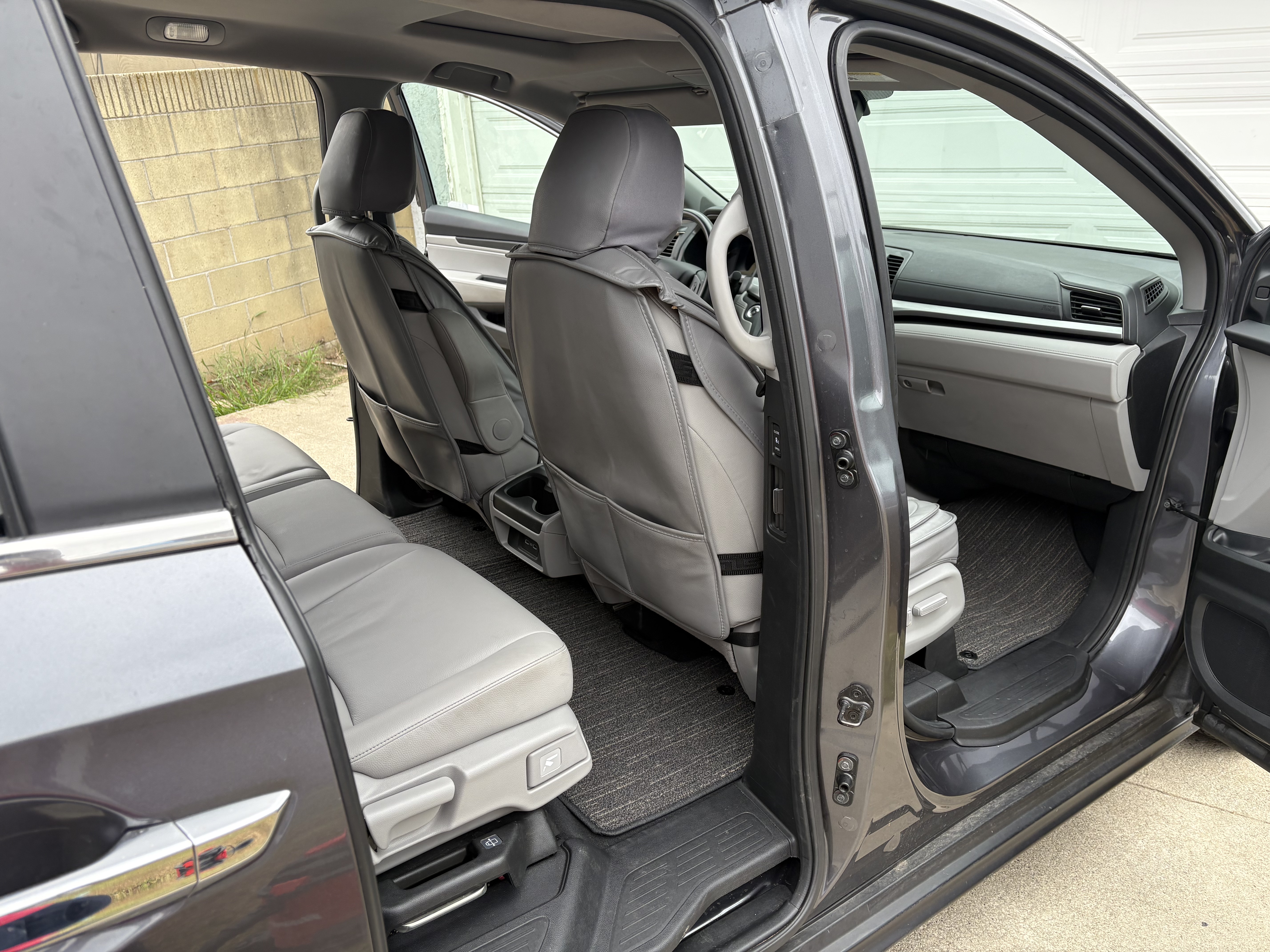 Used 2023 Honda Odyssey EX-L image 9