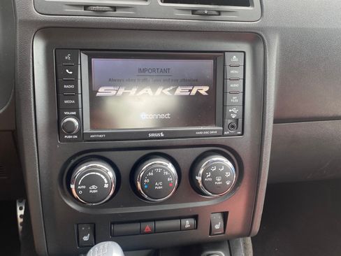 Used 2014 Dodge Challenger R/T image 13