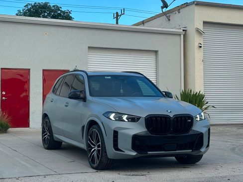 Used 2024 BMW X5 M60i AWD/4WD image 6