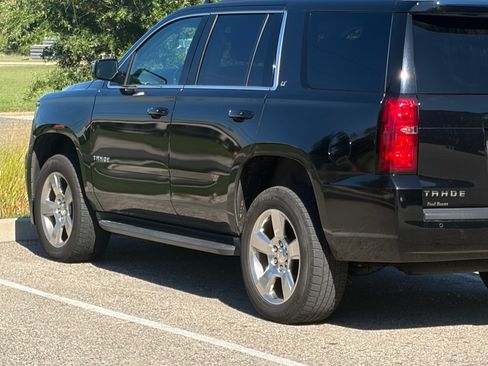 Used 2019 Chevrolet Tahoe LT AWD/4WD image 1