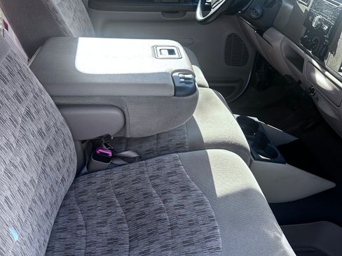 Used 1999 Ford F350 2WD Crew Cab Super Duty image 9