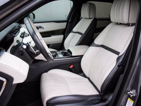 Used 2018 Land Rover Range Rover Velar image 23