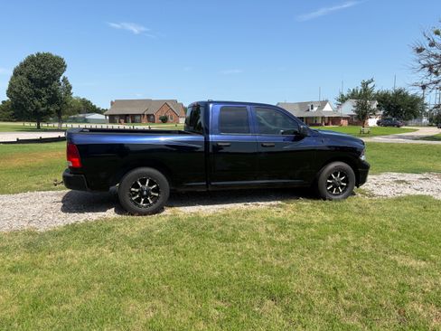 Used 2009 Dodge Ram 1500 Truck SLT RWD image 4