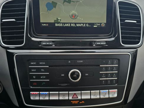 Used 2016 Mercedes-Benz GLE 350 350 4MATIC Sport Utility 4D image 11