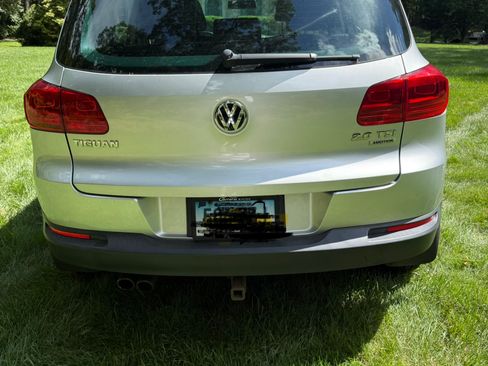 Used 2012 Volkswagen Tiguan SE AWD/4WD image 6