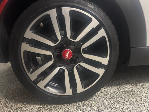 Used 2019 MINI Cooper S FWD image 2
