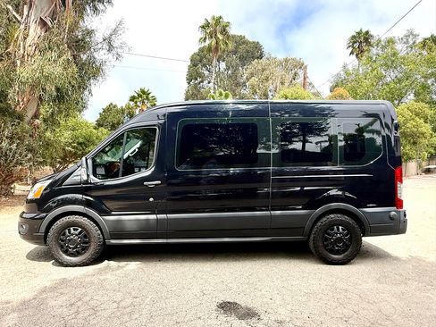Used 2020 Ford Transit 350 XLT AWD/4WD image 4