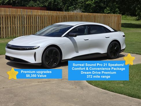Used 2025 Lucid Air Pure RWD image 1
