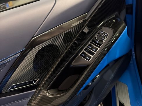 Used 2025 Chevrolet Corvette Z06 image 9