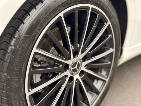 Used 2019 Mercedes-Benz C 300 Sedan image 27