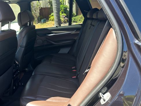 Used 2016 BMW X5 xDrive50i AWD/4WD image 11