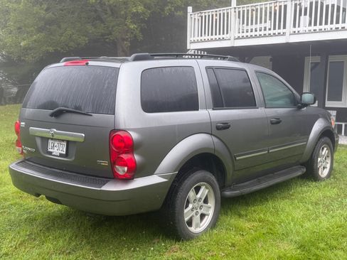 Used 2007 Dodge Durango SLT w/ Interior Convenience Group RWD image 5