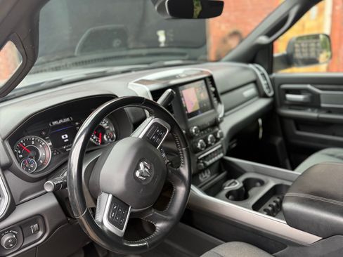 Used 2022 RAM 2500 Big Horn w/ Night Edition image 11