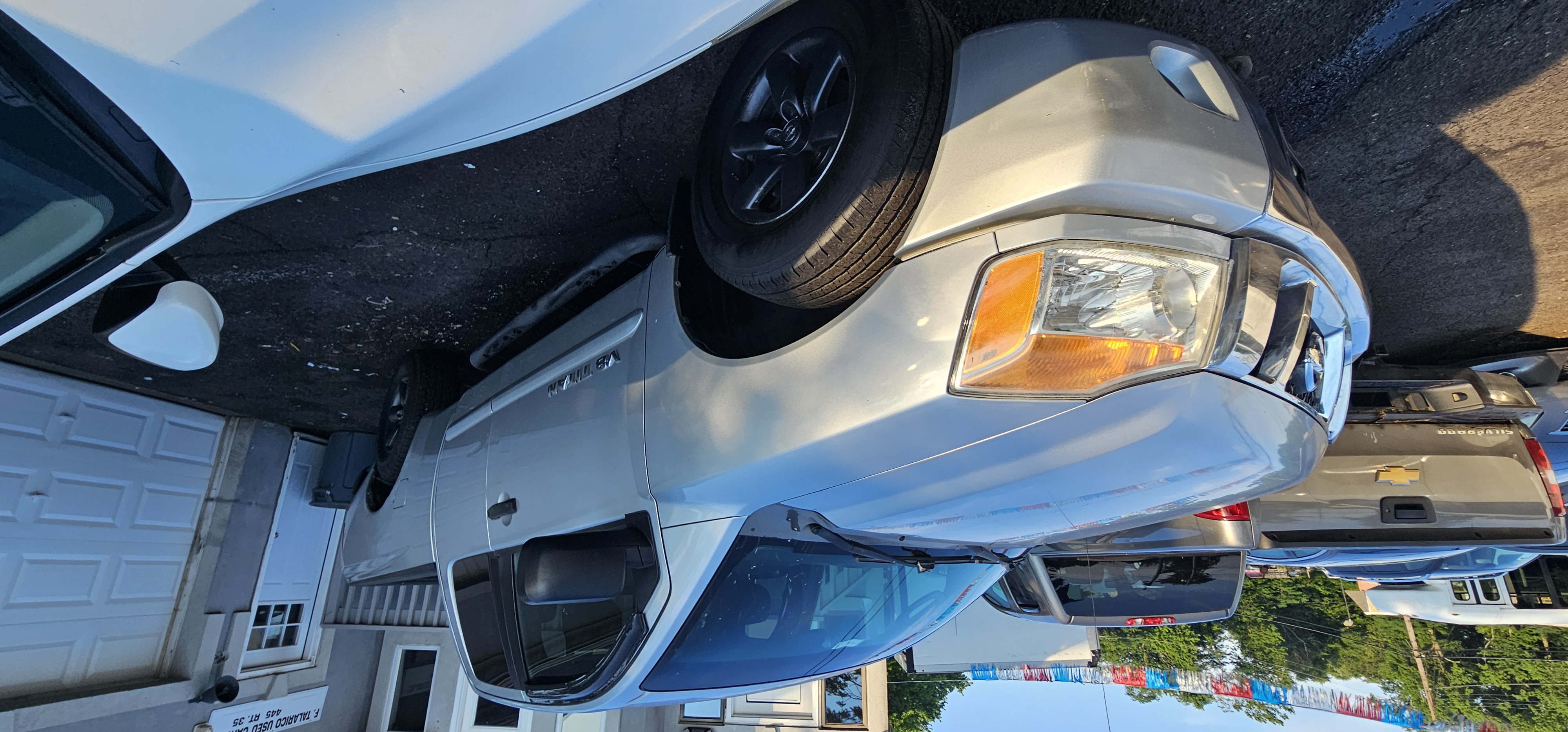 Used 2009 Nissan Titan SE AWD/4WD image 15