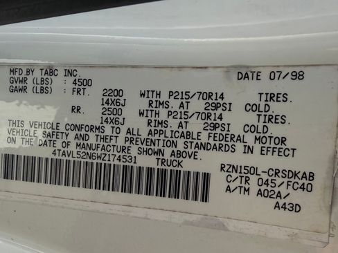 Used 1998 Toyota Tacoma 2WD Xtracab image 11