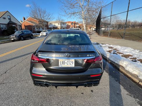 Used 2021 Mercedes-Benz E 63 AMG S image 6