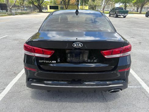 Used 2019 Kia Optima LX image 4