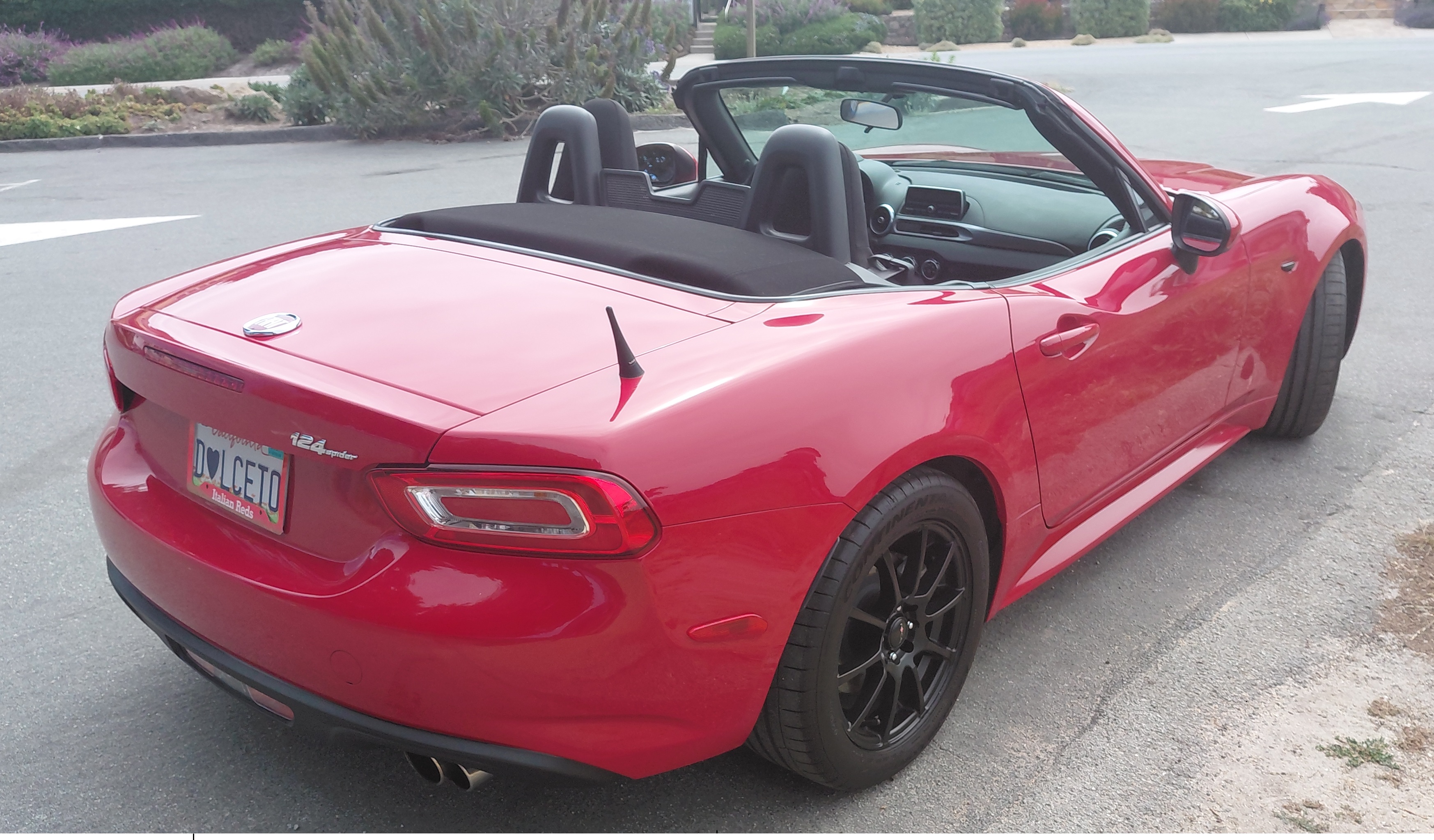 Used 2017 FIAT 124 Spider Classica RWD image 4