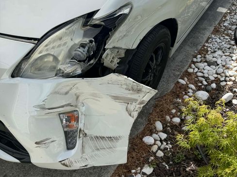 Used 2014 Toyota Prius Three image 1