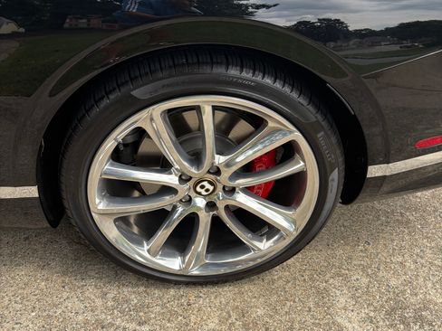 Used 2020 Bentley Continental GT V8 image 6