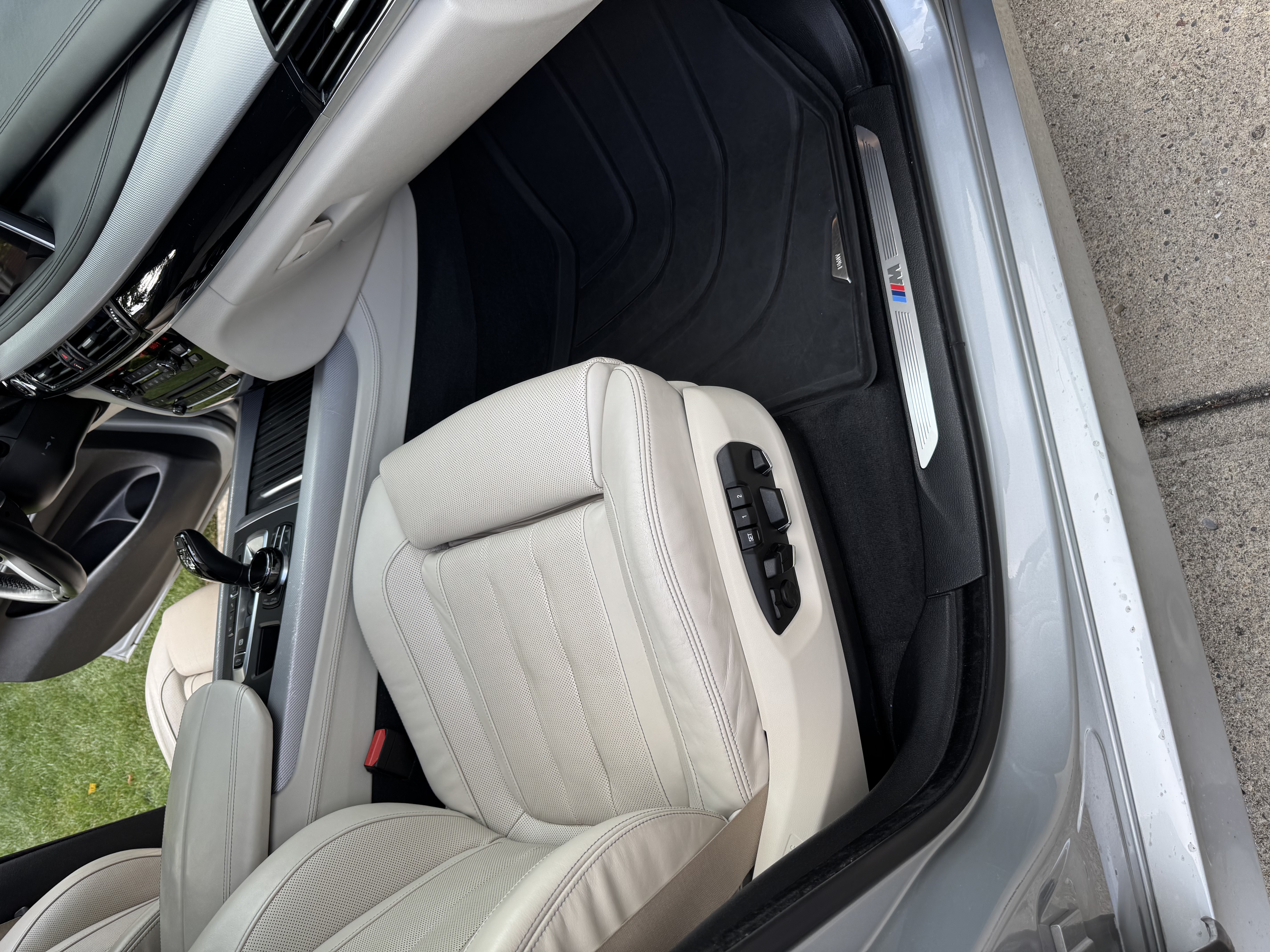 Used 2017 BMW X5 xDrive50i AWD/4WD image 8