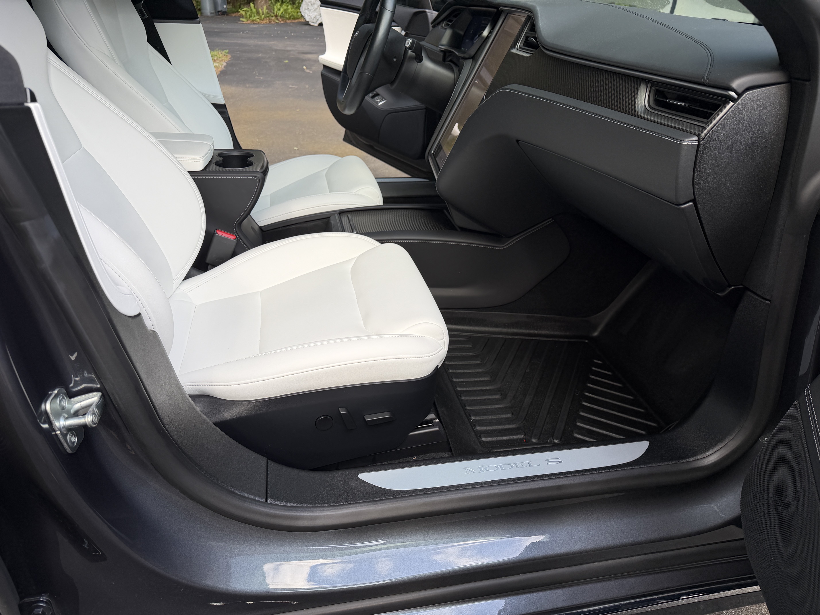 Used 2020 Tesla Model S Performance AWD/4WD image 6