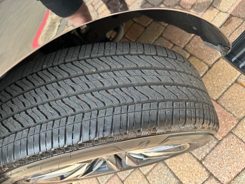 Used 2024 Cadillac Escalade Sport Platinum image 28