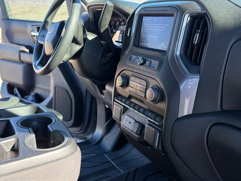 Used 2024 Chevrolet Silverado 1500 Custom Trail Boss image 10