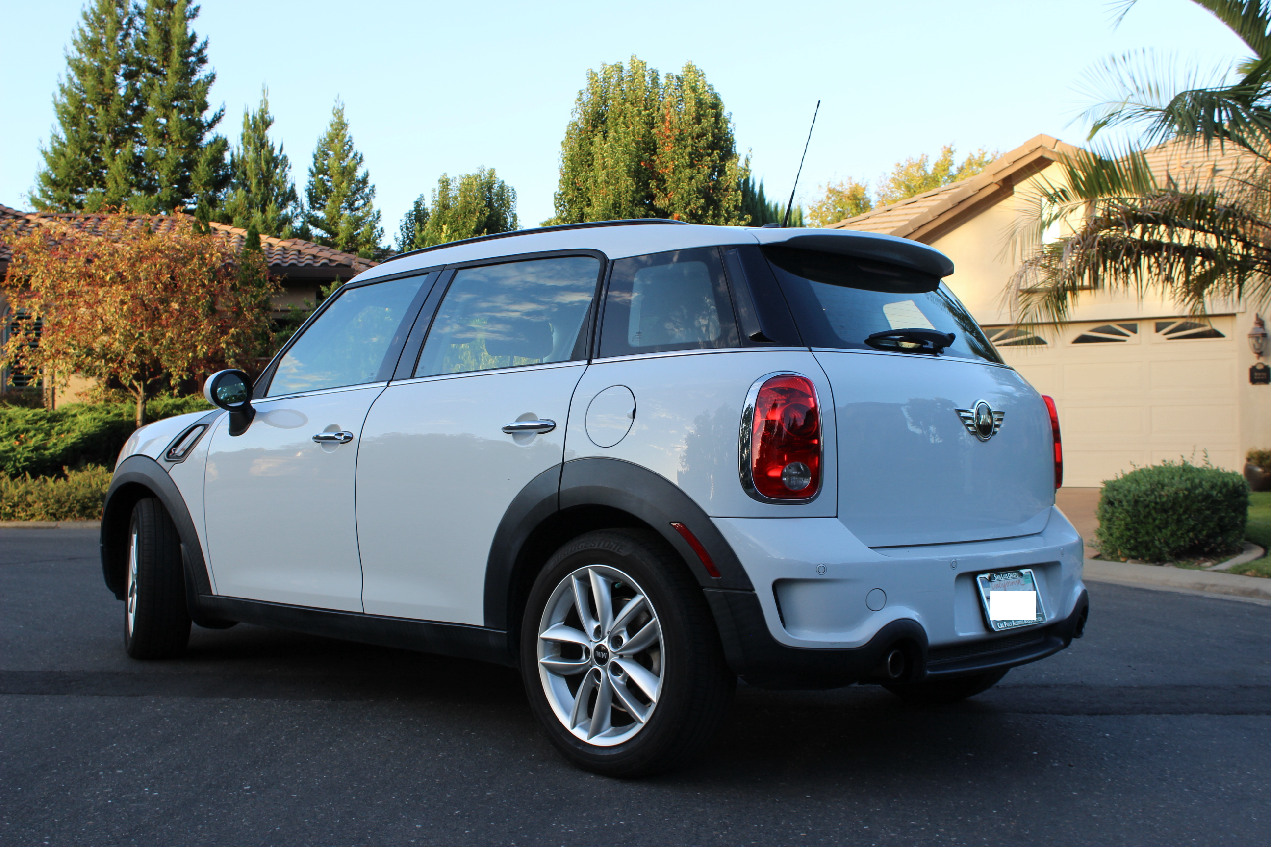 Used 2014 MINI Cooper Countryman S FWD image 2