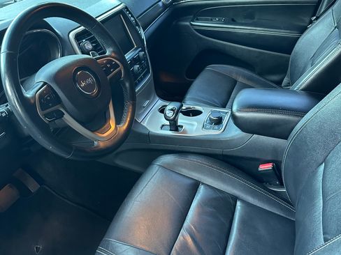 Used 2014 Jeep Grand Cherokee Limited w/ Trailer Tow Group IV image 5