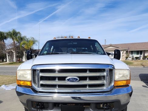 Used 1999 Ford F550 2WD Crew Cab Super Duty image 10