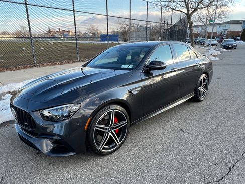 Used 2021 Mercedes-Benz E 63 AMG S image 4