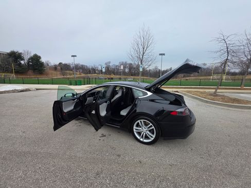 Used 2015 Tesla Model S P85D image 26