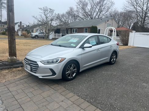 Used 2018 Hyundai Elantra SEL image 20