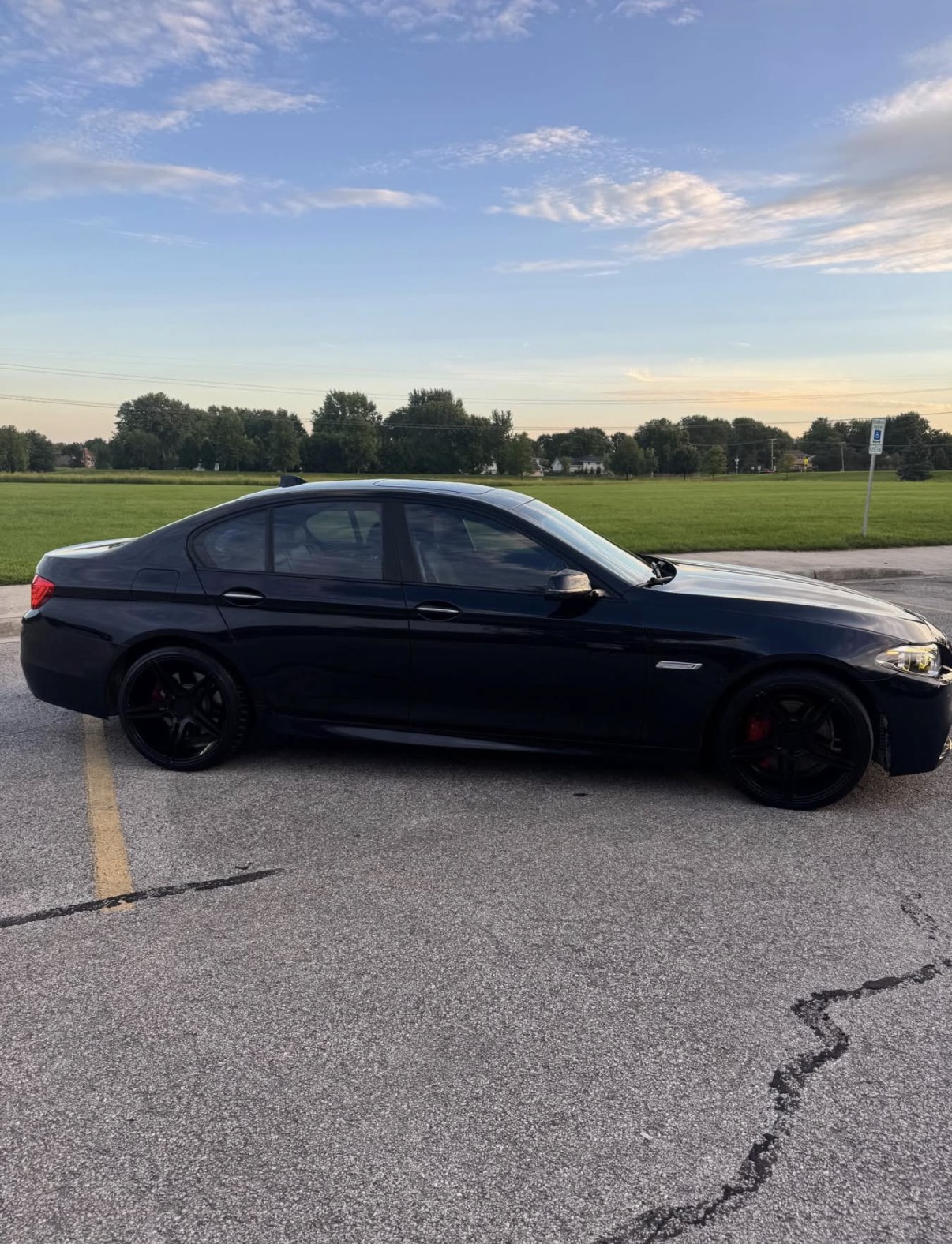 Used 2014 BMW 550i xDrive Sedan AWD/4WD image 9