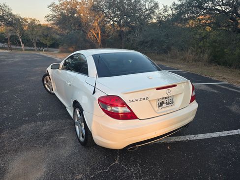 Used 2007 Mercedes-Benz SLK 280 SLK 280 Roadster 2D image 2