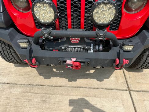Used 2020 Jeep Gladiator Sport w/ Quick Order Package 24S AWD/4WD image 25