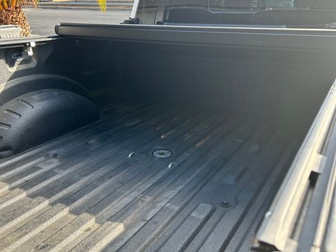 Used 2019 Ford F250 Lariat image 9