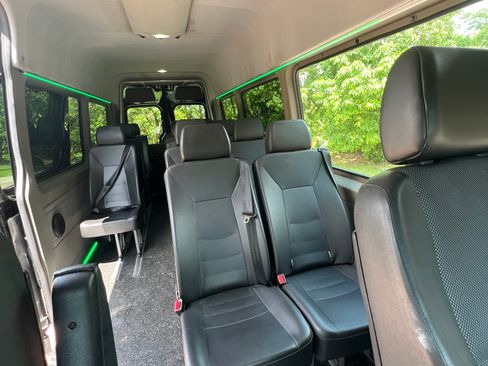 Used 2017 Mercedes-Benz Sprinter 3500 image 14