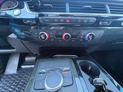 Used 2017 Audi Q7 3.0T Premium image 13