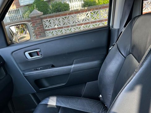 Used 2015 Honda Pilot Touring image 12