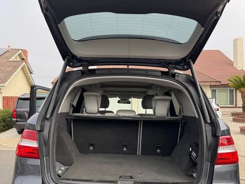 Used 2012 Mercedes-Benz ML 350 ML 350 4MATIC Sport Utility 4D image 12