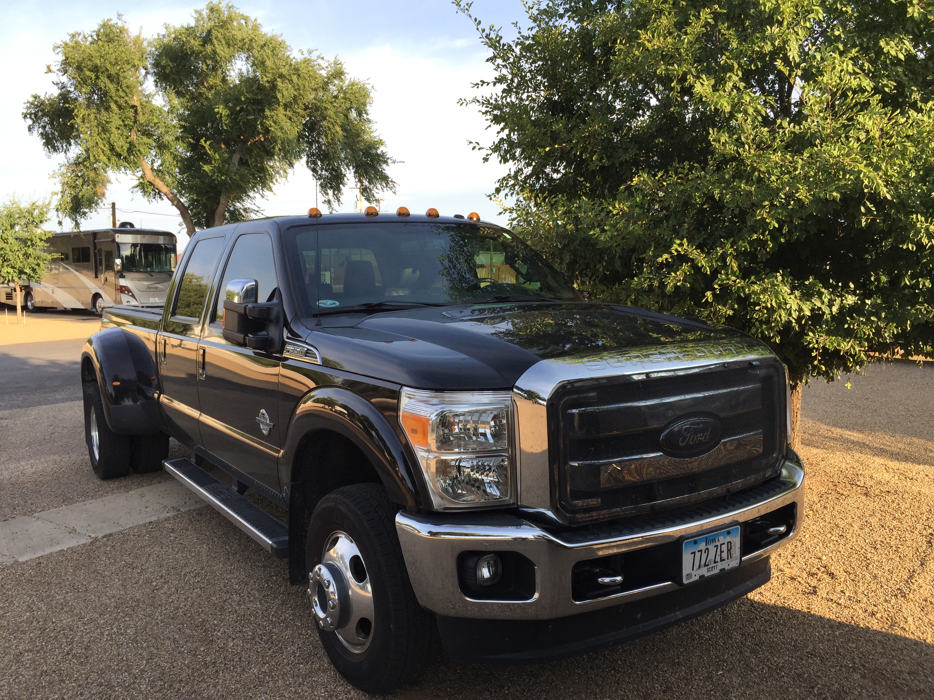 Used 2014 Ford F350 Lariat w/ Lariat Ultimate Package AWD/4WD image 8