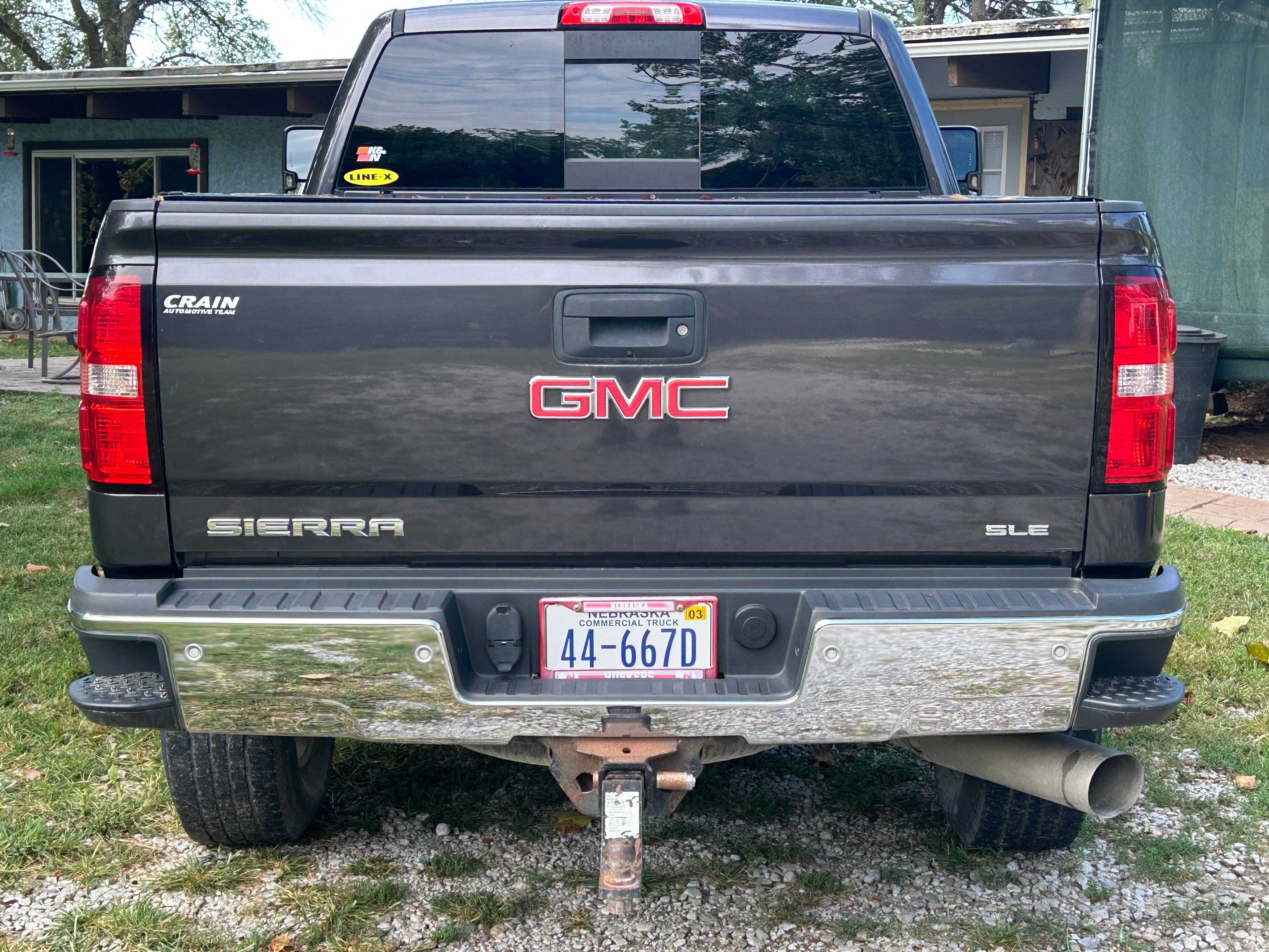 Used 2016 GMC Sierra 2500 SLE w/ SLE Preferred Package AWD/4WD image 24