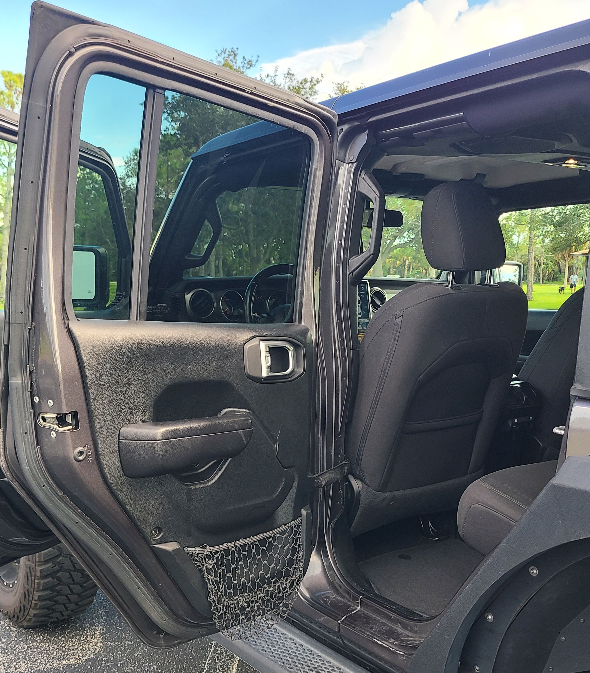 Used 2020 Jeep Wrangler Unlimited Sport S AWD/4WD image 15