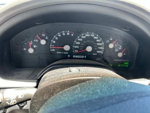 Used 2005 Ford Explorer Sport XLT image 4