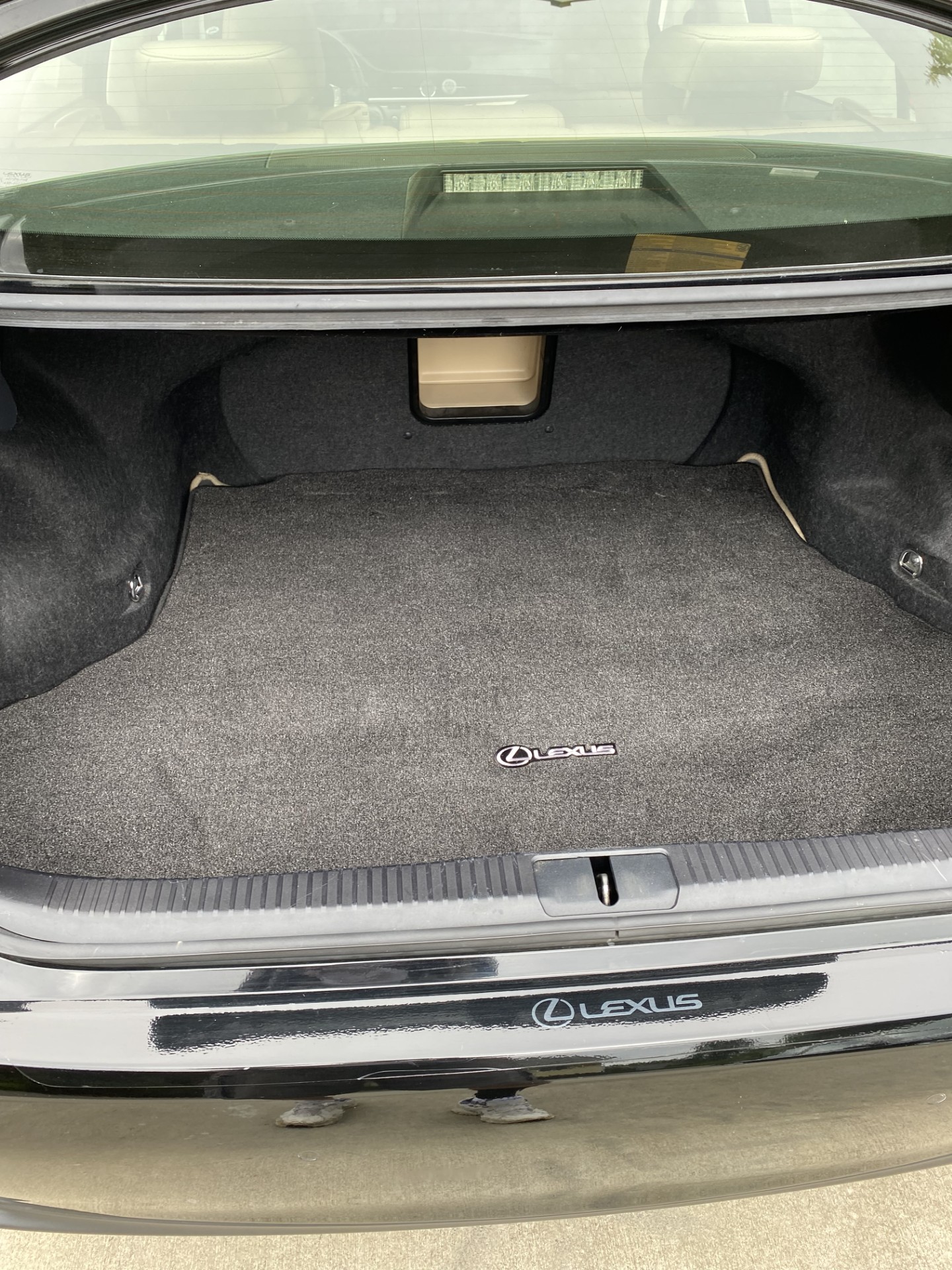 Used 2014 Lexus ES 350 w/ Luxury Package FWD image 11
