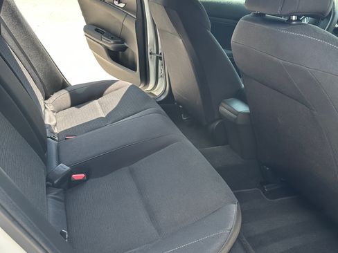 Used 2019 Honda Insight EX image 12
