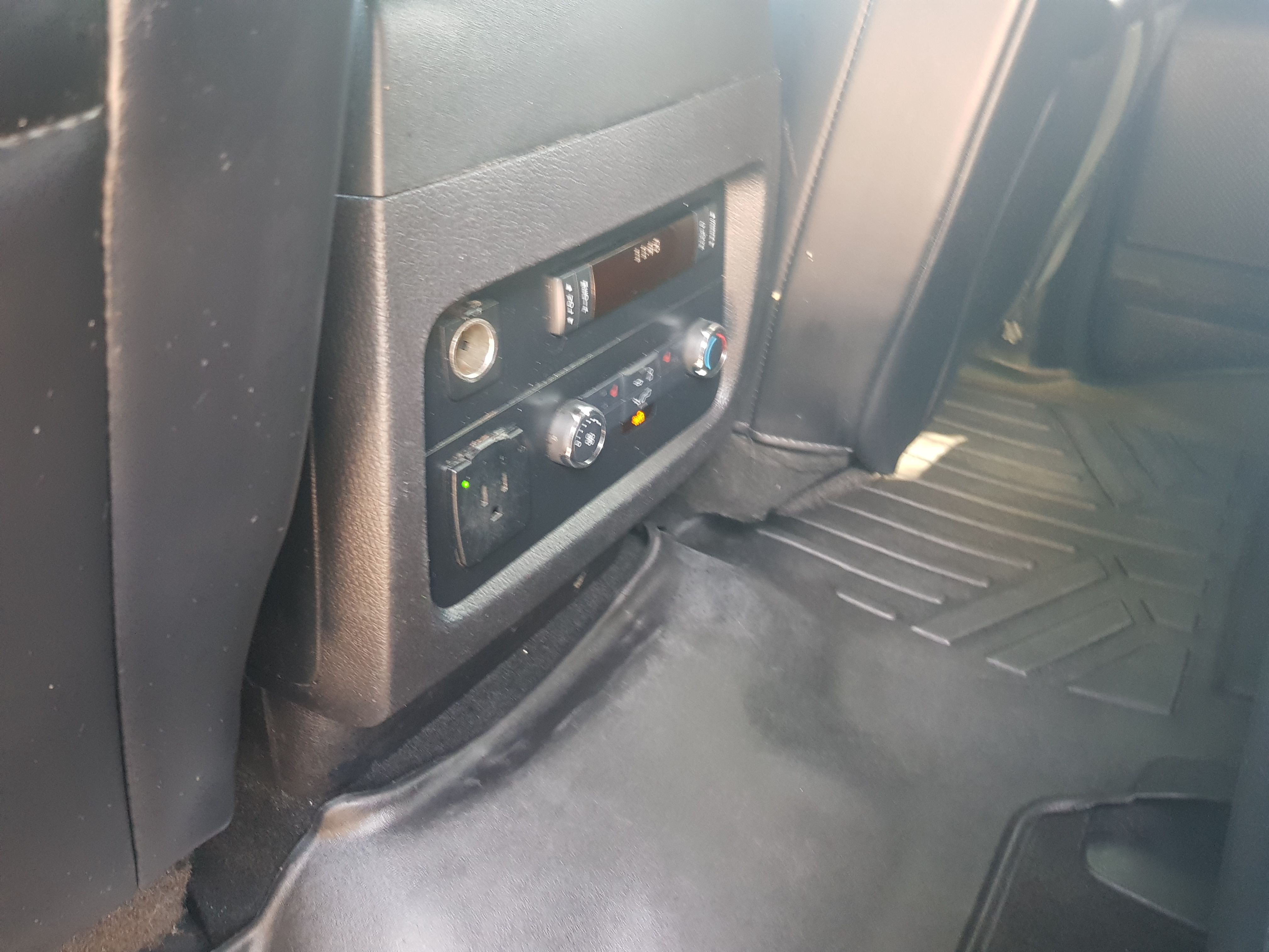 Used 2017 Lincoln Navigator L Select AWD/4WD image 14